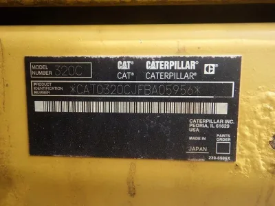 2005 CAT 320C Excavator for export from Japan