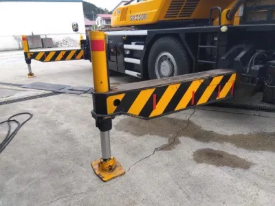 2013 KATO SR-250R 25 Ton ROUGH TERRAIN CRANE (No.J0807)