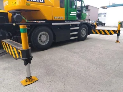 2013 KATO SR-250R 25 Ton ROUGH TERRAIN CRANE (No.J0807)