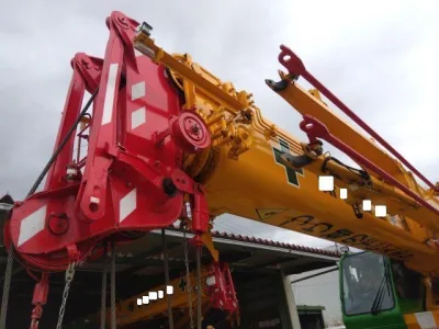 2013 KATO SR-250R 25 Ton ROUGH TERRAIN CRANE (No.J0807)