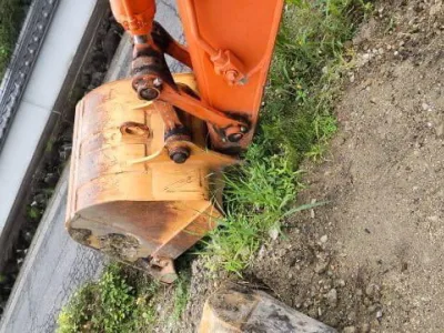 2015 HITACHI ZX 135 US EXCAVATOR (No.J0764)