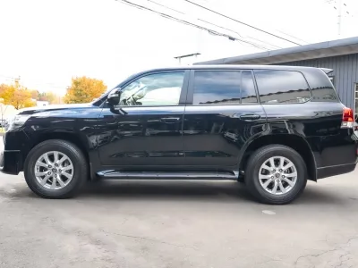 2016 Toyota Land Cruiser 200 GXR Left Handle V8 Diesel