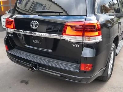 2016 Toyota Land Cruiser 200 GXR Left Handle V8 Diesel