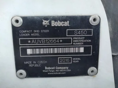 2016 BOBCAT S450 Skid Loader for export from Japan