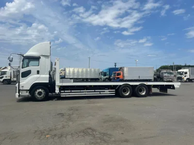 2017 Isuzu Giga Self Loader Truck with Winch remote control (No.Jo480s)