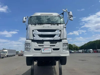 2017 Isuzu Giga Self Loader Truck with Winch remote control (No.Jo480s)