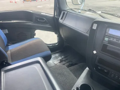 2017 Isuzu Giga Self Loader Truck with Winch remote control (No.Jo480s)