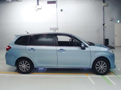 2017 Toyota Corolla Fielder Hybrid G Right Hand Automatic  (No.790621) ID 30128