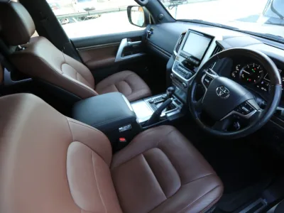 2019 Toyota Land Cruiser 200 4.6 ZX 4WD WALD