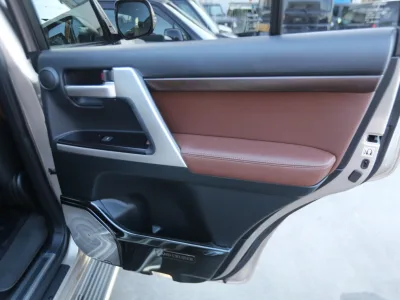2019 Toyota Land Cruiser 200 4.6 ZX 4WD WALD