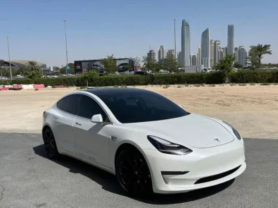 2020 Tesla Model 3 GCC spec with Auto Pilot (No.680494)
