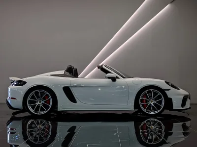 2021 Porsche 718 Spyder 4.0 Sport Chrono Spoeg 20AW B Camera (White) Right hand (No.J0641) for export from Japan