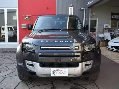 2022 Land Rover Defender 130 First Edition (No.960755)