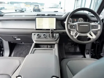 2022 Land Rover Defender 130 (No.140750)