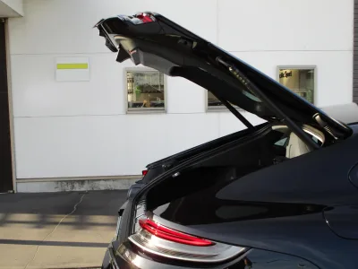 2022 Porsche Panamera 2.9 PDK Panoramic Sunroof (Jet Black Metallic) (No.J0576)