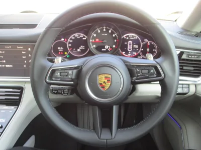 2022 Porsche Panamera 2.9 PDK Panoramic Sunroof (Jet Black Metallic) (No.J0576)
