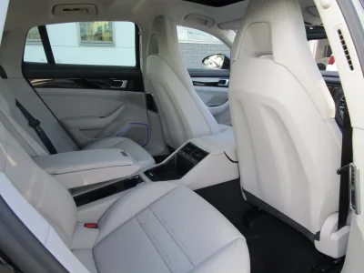 2022 Porsche Panamera 2.9 PDK Panoramic Sunroof (Jet Black Metallic) (No.J0576)