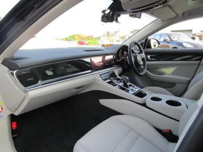 2022 Porsche Panamera 2.9 PDK Panoramic Sunroof (Jet Black Metallic) (No.J0576)