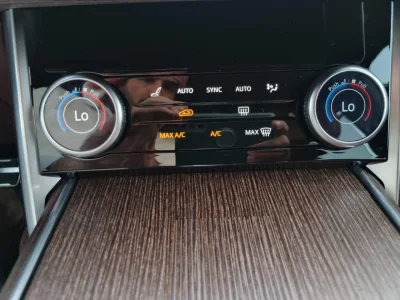 2025 Land Rover Range Rover Autobiography (No.680557)