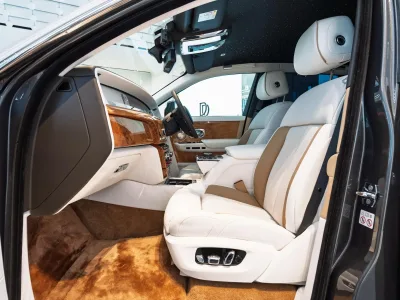 2022 Rolls-Royce Phantom