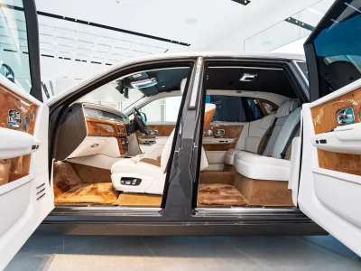 2022 Rolls-Royce Phantom