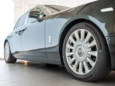 2022 Rolls-Royce Phantom