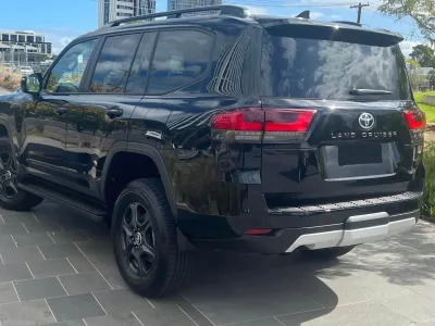 2022 Toyota LandCruiser 300 LC300 GR Sport (No.J0457)