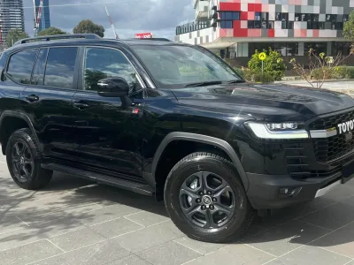 2022 Toyota LandCruiser 300 LC300 GR Sport (No.J0457)
