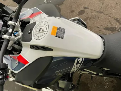 2025 BMW R1250GS Adventure Gold wheel with seat heater (No.770722)