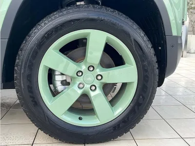 2023 Land Rover Defender 90 – 75TH LIMITED EDITION P300
