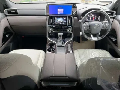 2025 Lexus LX 600 4WD M Levi White Interior SUV(No.960796)