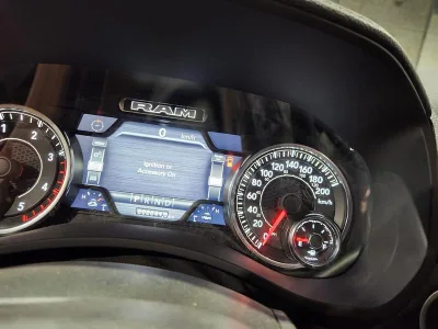 2025 RAM 3500 Laramie LHD A/T (No.960864)