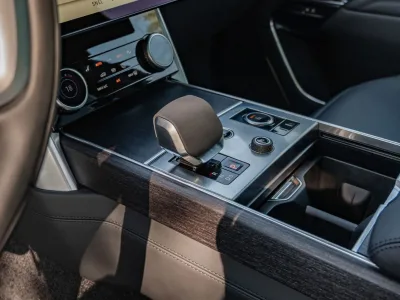 2025 RANGE ROVER AUTOBIOGRAPHY (No.830814)