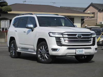 2025 TOYOTA LAND CRUISER 300 3.3 ZX DIESEL (No.960828)
