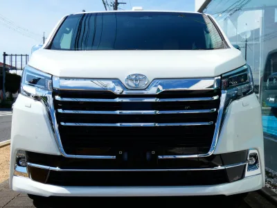 2025 Toyota Granace 2.8 Premium Diesel Turbo (No.960784) for export from Japan
