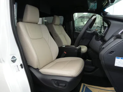 2025 Toyota Granace 2.8 Premium Diesel Turbo (No.960784) for export from Japan