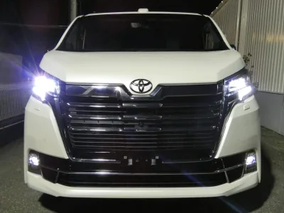 2025 Toyota Granace 2.8 Premium Diesel Turbo (No.960784)