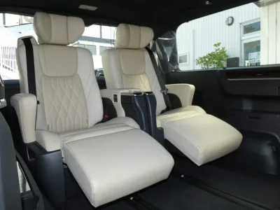 2025 Toyota Granace 2.8 Premium Diesel Turbo (No.960784)
