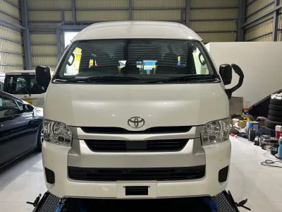 2025 Toyota Hiace Commuter Diesel Turbo 10 seater (No.960931)