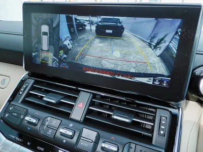 2023 Toyota Land Cruiser 300 3.5 ZX 4WD With WALD Full Aero | Rear Entertainment | JBL Sound System (No.961028)