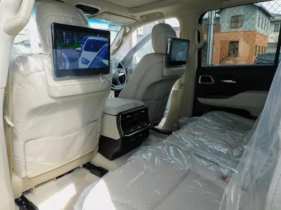 2023 Toyota Land Cruiser 300 3.5 ZX 4WD With WALD Full Aero | Rear Entertainment | JBL Sound System (No.961028)