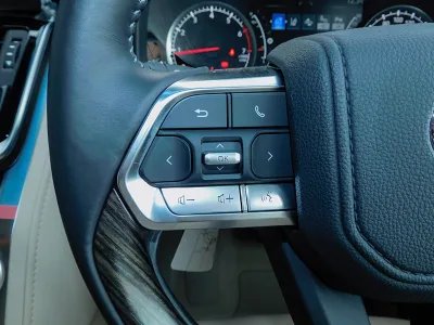 2023 Toyota Land Cruiser 300 3.5 ZX 4WD With WALD Full Aero | Rear Entertainment | JBL Sound System (No.961028)