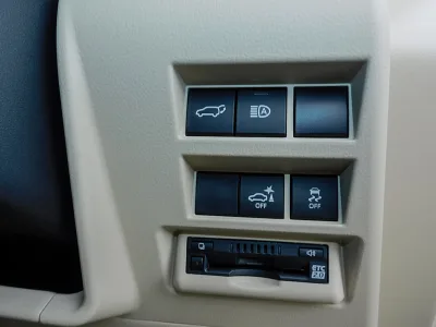 2023 Toyota Land Cruiser 300 3.5 ZX 4WD With WALD Full Aero | Rear Entertainment | JBL Sound System (No.961028)