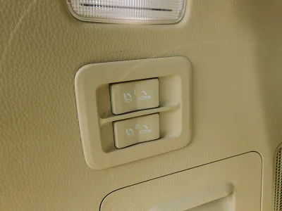 2023 Toyota Land Cruiser 300 3.5 ZX 4WD With WALD Full Aero | Rear Entertainment | JBL Sound System (No.961028)