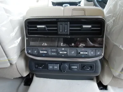 2025 Toyota Land Cruiser 300 3.5 ZX Navi TV Rear Entertainment (No.960802)