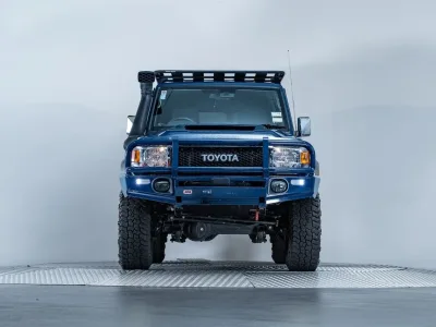 2023 Toyota Land Cruiser LX 4.5L Diesel V8 Manual for export from Japan