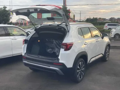 2025 Honda WR-V 1.5 Z Plus with Adaptive Cruise Control (No.961018) for export from Japan