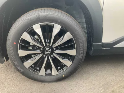 2025 Honda WR-V 1.5 Z Plus with Adaptive Cruise Control (No.961018)
