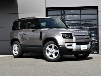 2025 Land Rover Defender 90 SE 2.0 AWD – The Ultimate Off-Road Legend! for export from Japan