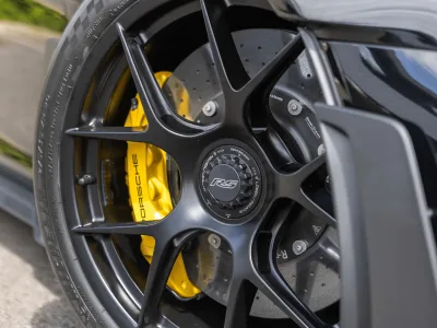 2025 Porsche 911 GT3 RS Coupe (No.114990)